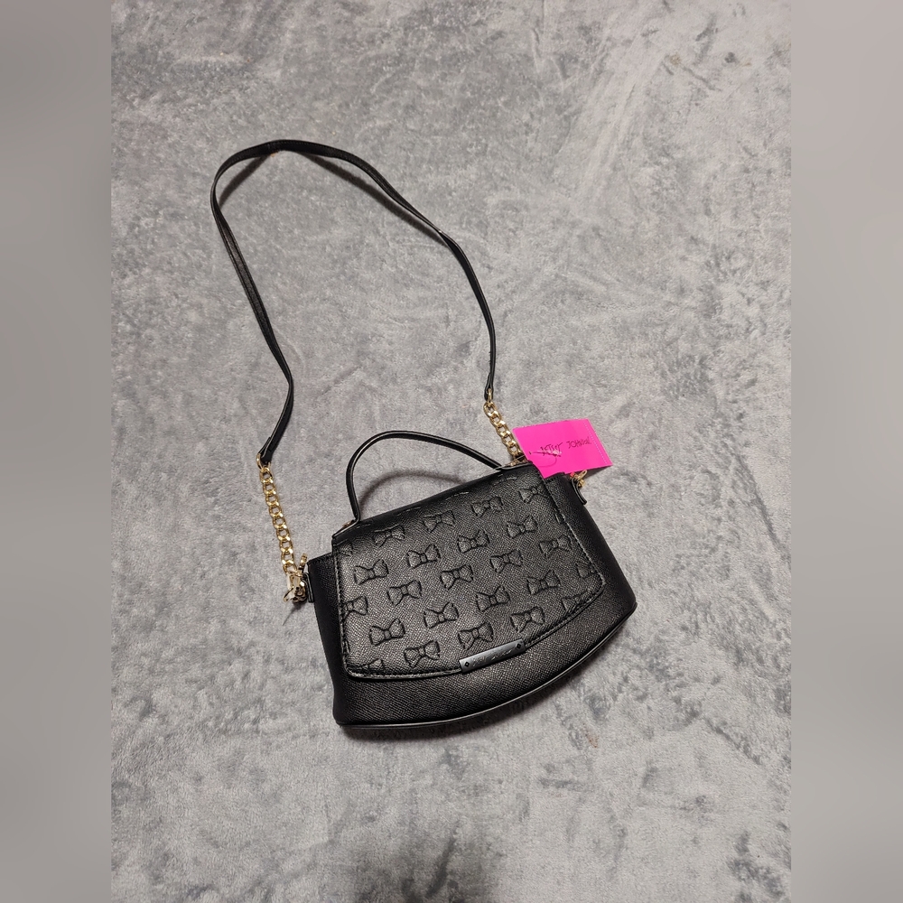 Betsey Johnson cross body purse